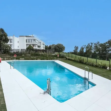 2br Sunny Golf Apt. Tuin Met Golfbaan Uitzicht アパート
